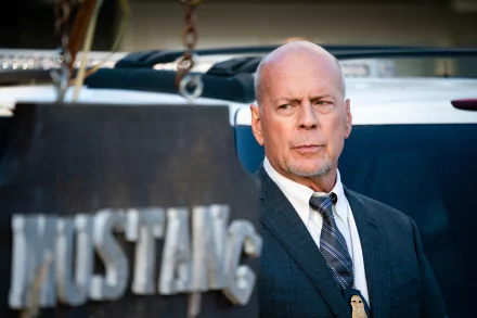Bruce Willis movie Midnight in the Switchgrass HD Desktop Wallpaper | Background Image