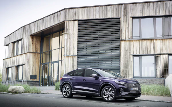  Audi Q4 Sportback 40 e-tron S line