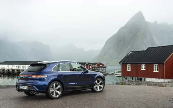  Blue Porsche Macan (95B)