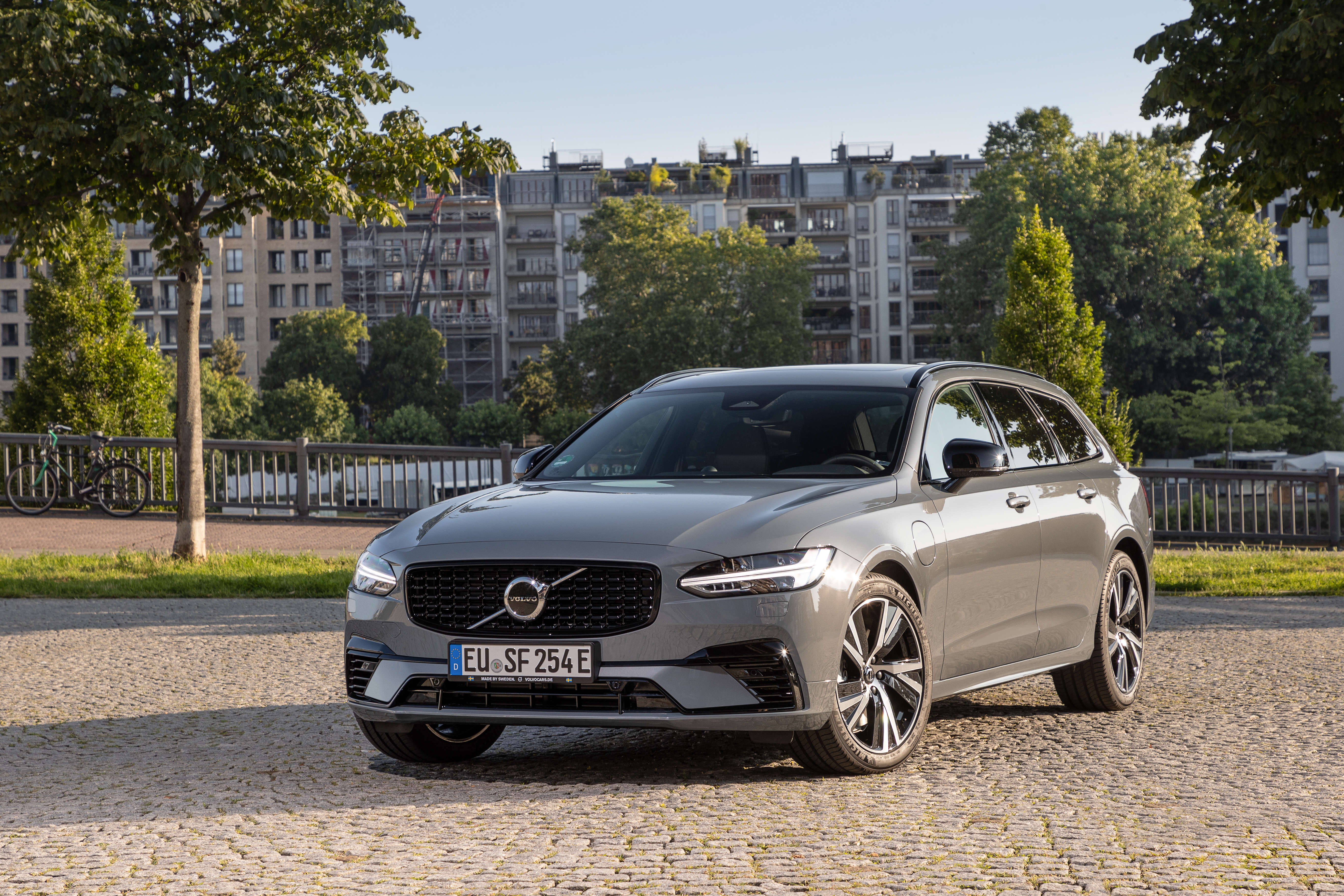 Vehicles Volvo V90 T6 AWD HD Wallpaper | Background Image