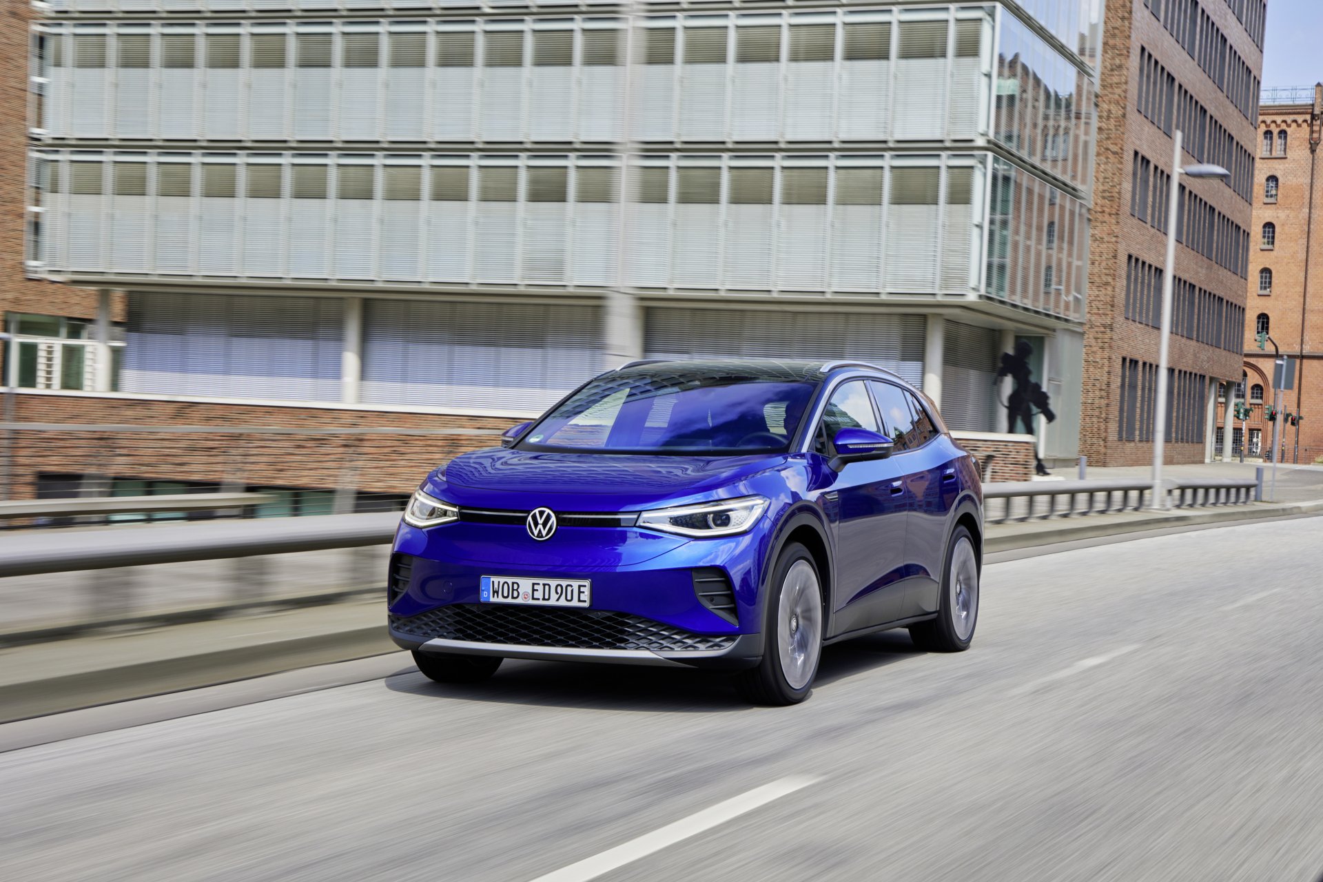 Download Compact Car Electric Car Volkswagen ID.4 Pro Vehicle Volkswagen ID.4 4k Ultra HD Wallpaper