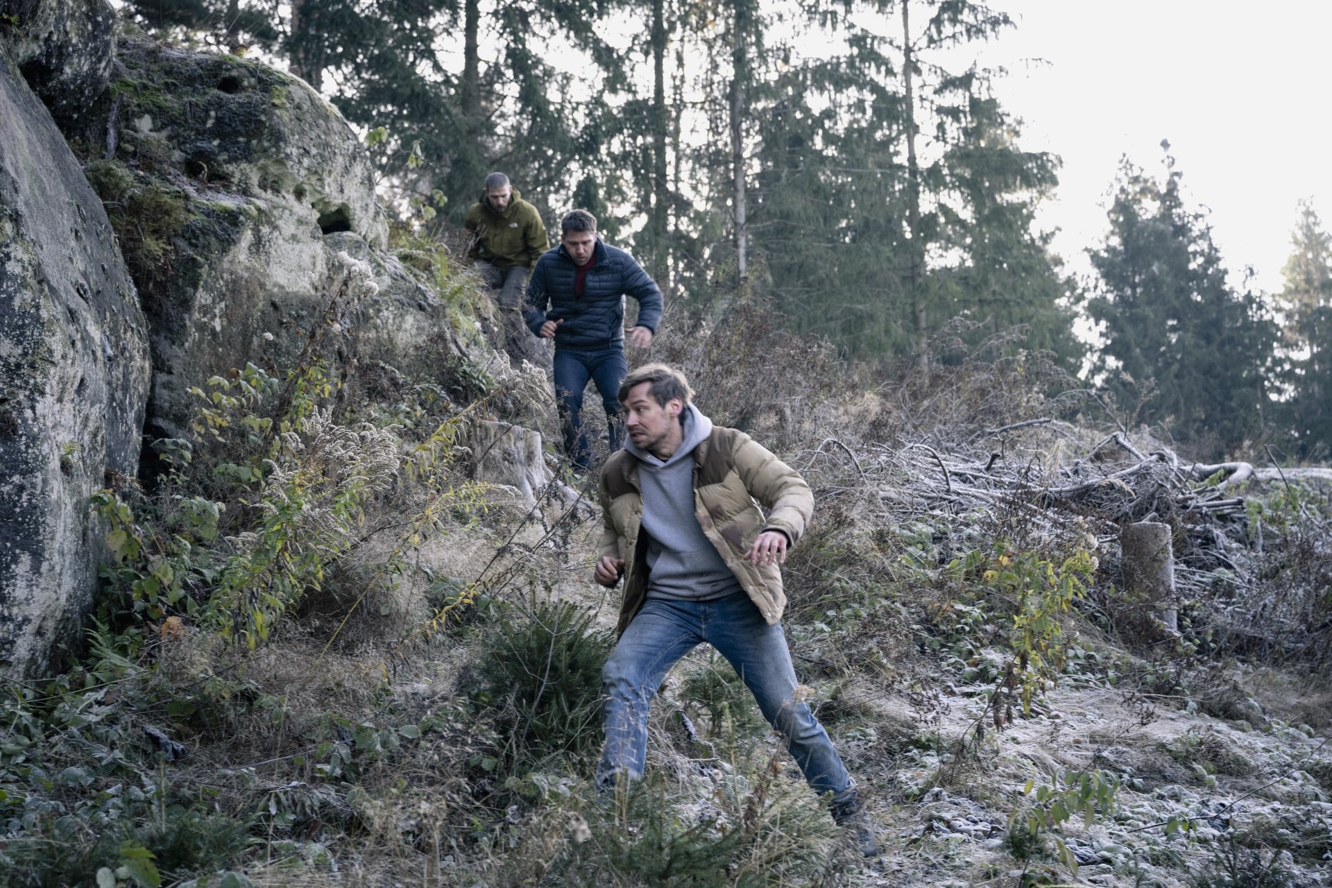 Download Robert Finster Hanno Koffler David Kross Movie Prey (2021) 4k Ultra HD Wallpaper