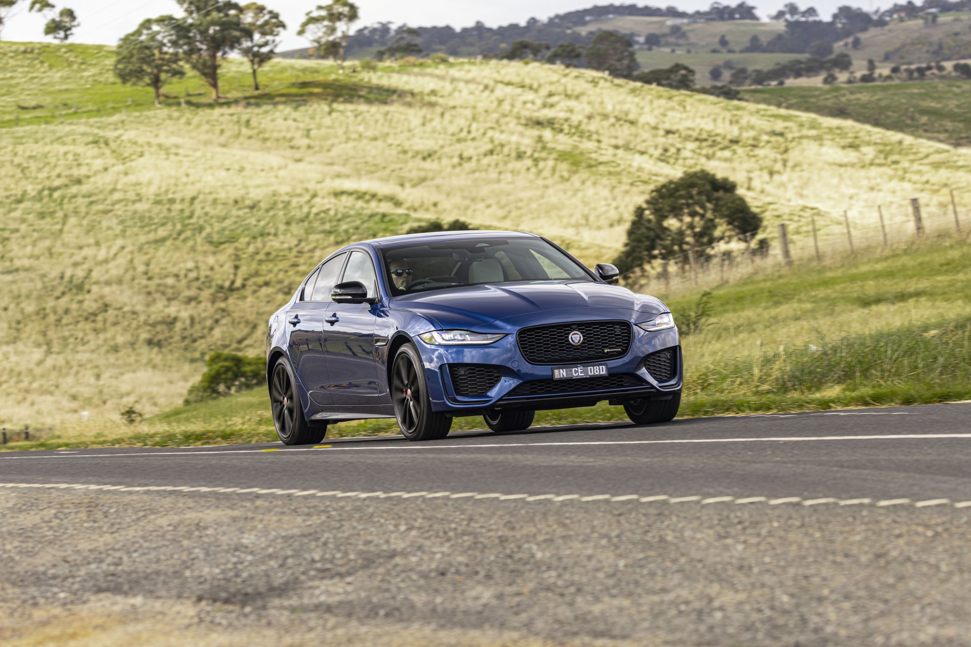 Download Vehicle Jaguar XE P300 AWD 4k Ultra HD Wallpaper