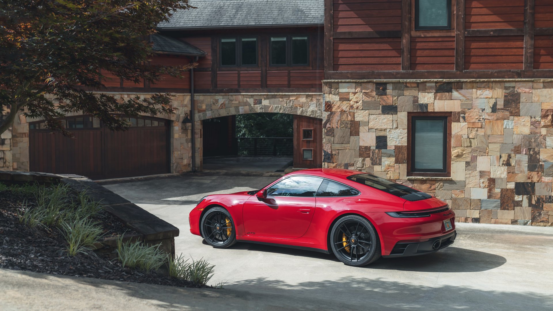 Download Porsche 911 Carrera GTS 992 Vehicle Porsche 911 Carrera GTS 8k Ultra HD Wallpaper