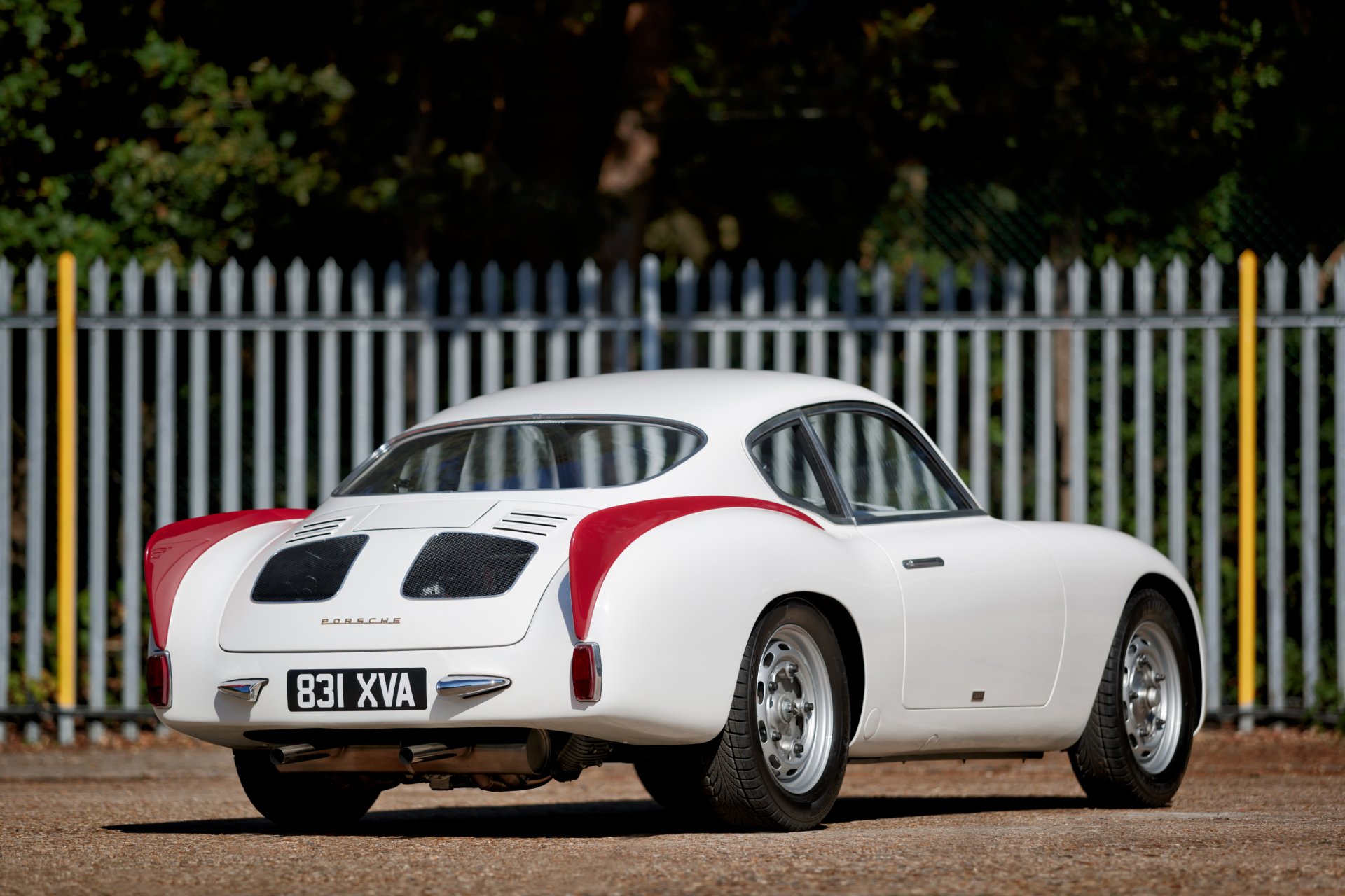 Download Vehicle Porsche 356B 4k Ultra HD Wallpaper