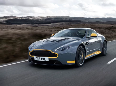 vehicle Aston Martin Vantage HD Desktop Wallpaper | Background Image