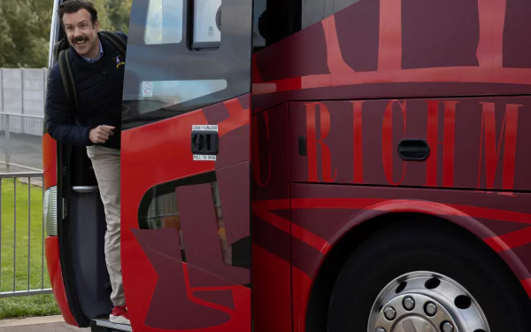 Jason Sudeikis TV Show Ted Lasso HD Desktop Wallpaper | Background Image