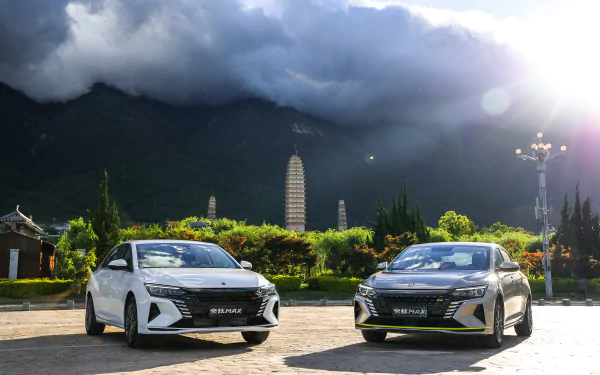 compact car vehicle Dongfeng Aeolus Yixuan HD Desktop Wallpaper | Background Image