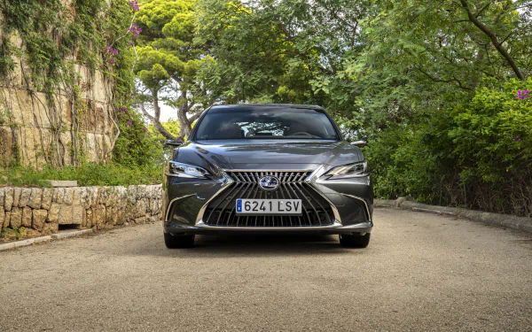 vehicle Lexus ES 300H HD Desktop Wallpaper | Background Image