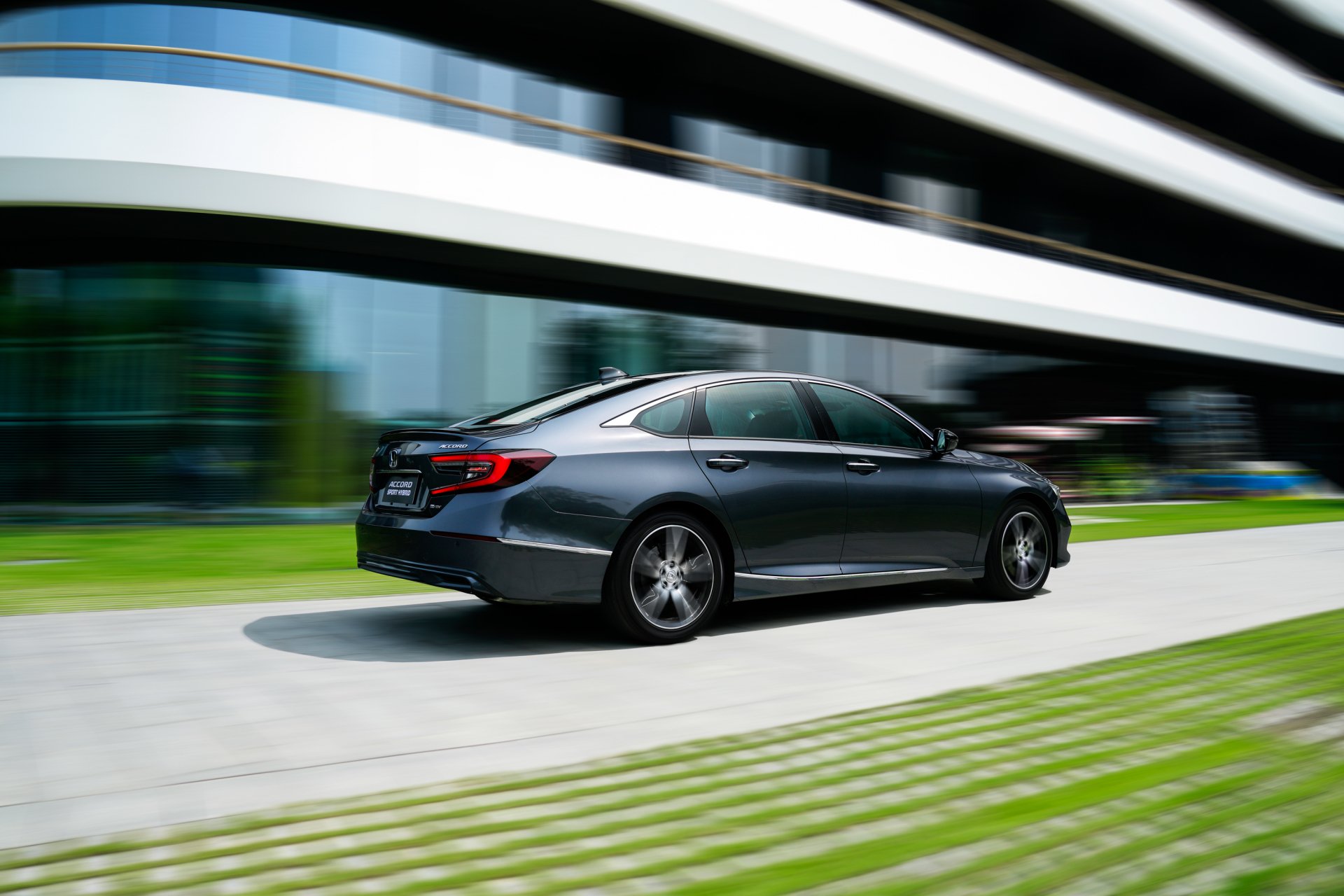 Download Vehicle Honda Accord Sport Hybrid HD Wallpaper