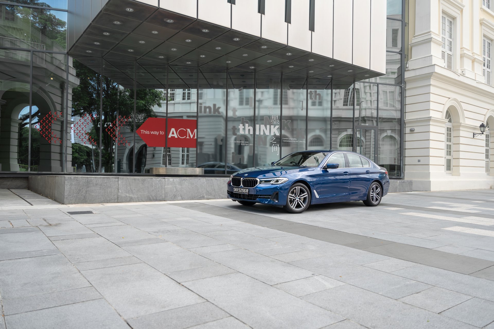 Download BMW 530e Luxury Line Vehicle BMW 5 Series 4k Ultra HD Wallpaper