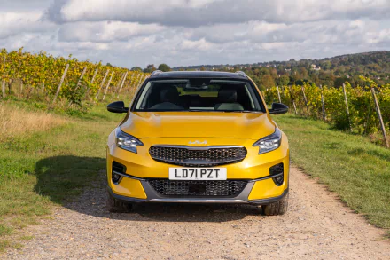 SUV vehicle Kia XCeed HD Desktop Wallpaper | Background Image