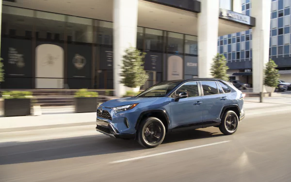 SUV Toyota RAV4 XSE Hybrid vehicle Toyota RAV4 Hybrid HD Desktop Wallpaper | Background Image