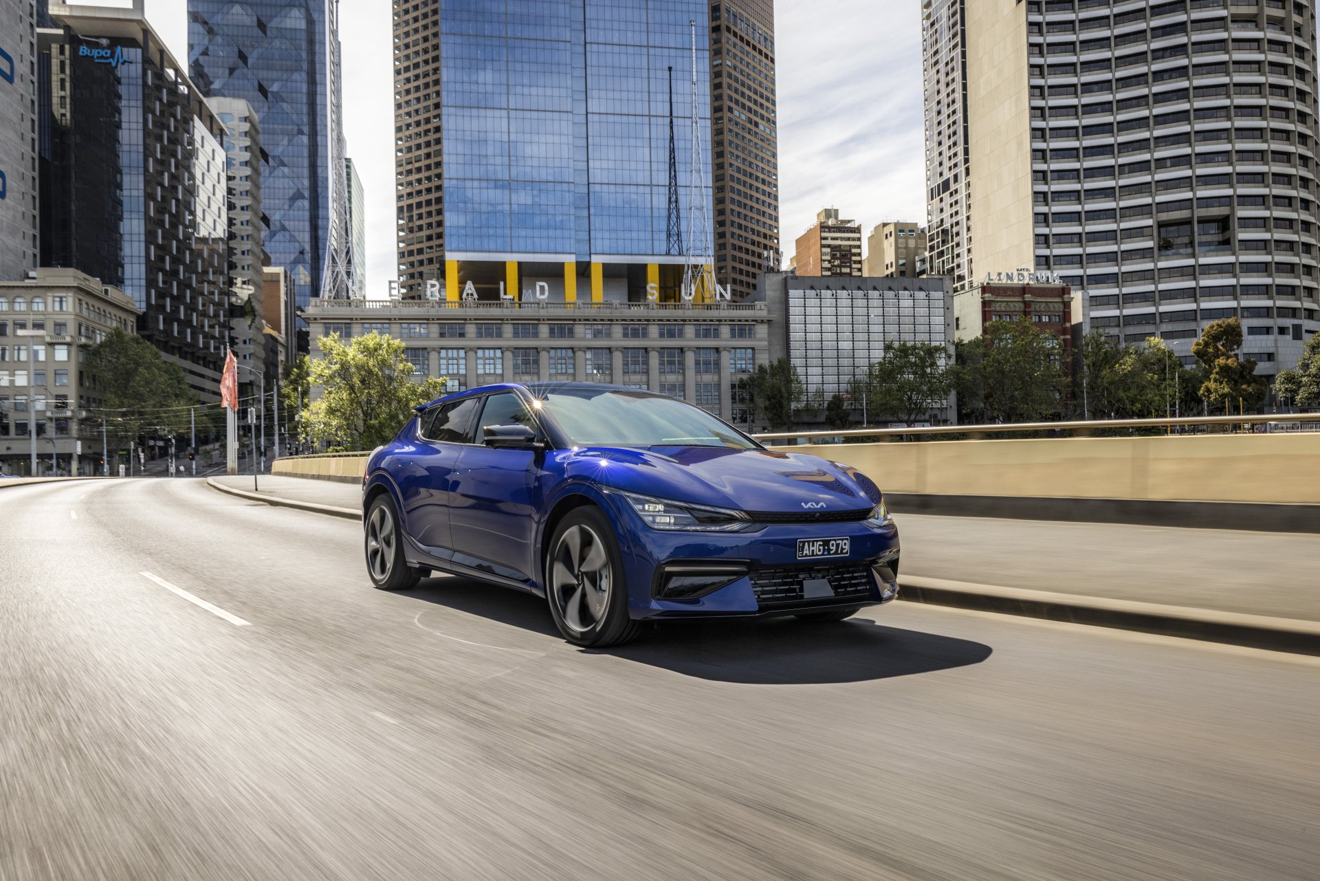 Download Electric Car SUV Vehicle Kia EV6 GT Line 4k Ultra HD Wallpaper