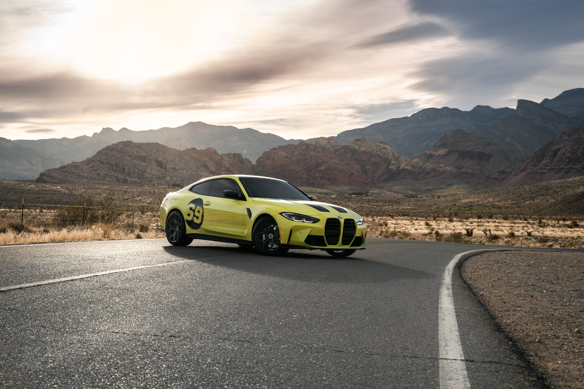 Download Vehicle BMW M4 Competition 4k Ultra HD Wallpaper