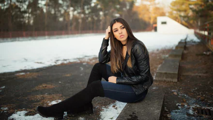 leather jacket brunette woman model HD Desktop Wallpaper | Background Image