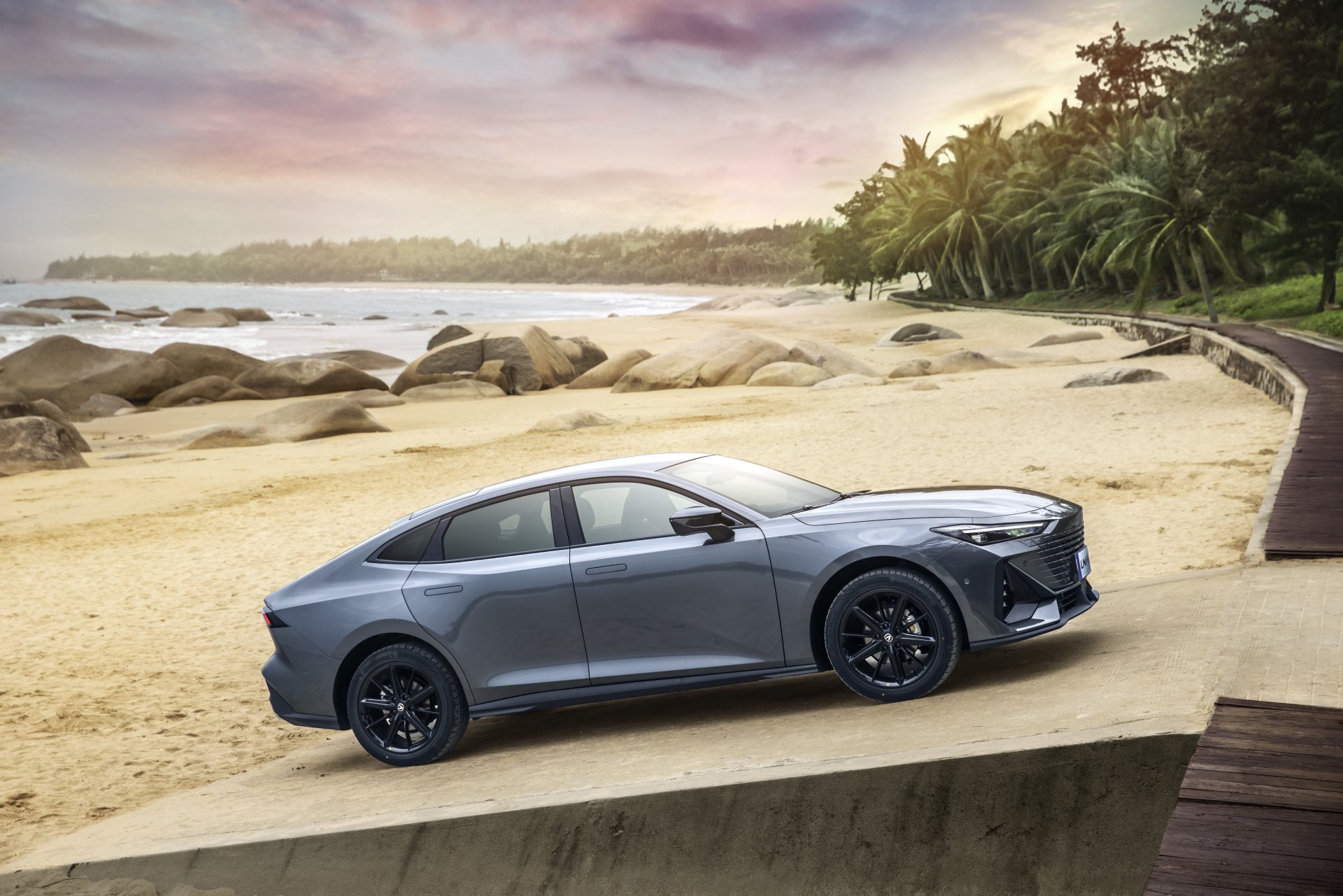 Download Vehicle Changan UNI-V 8k Ultra HD Wallpaper