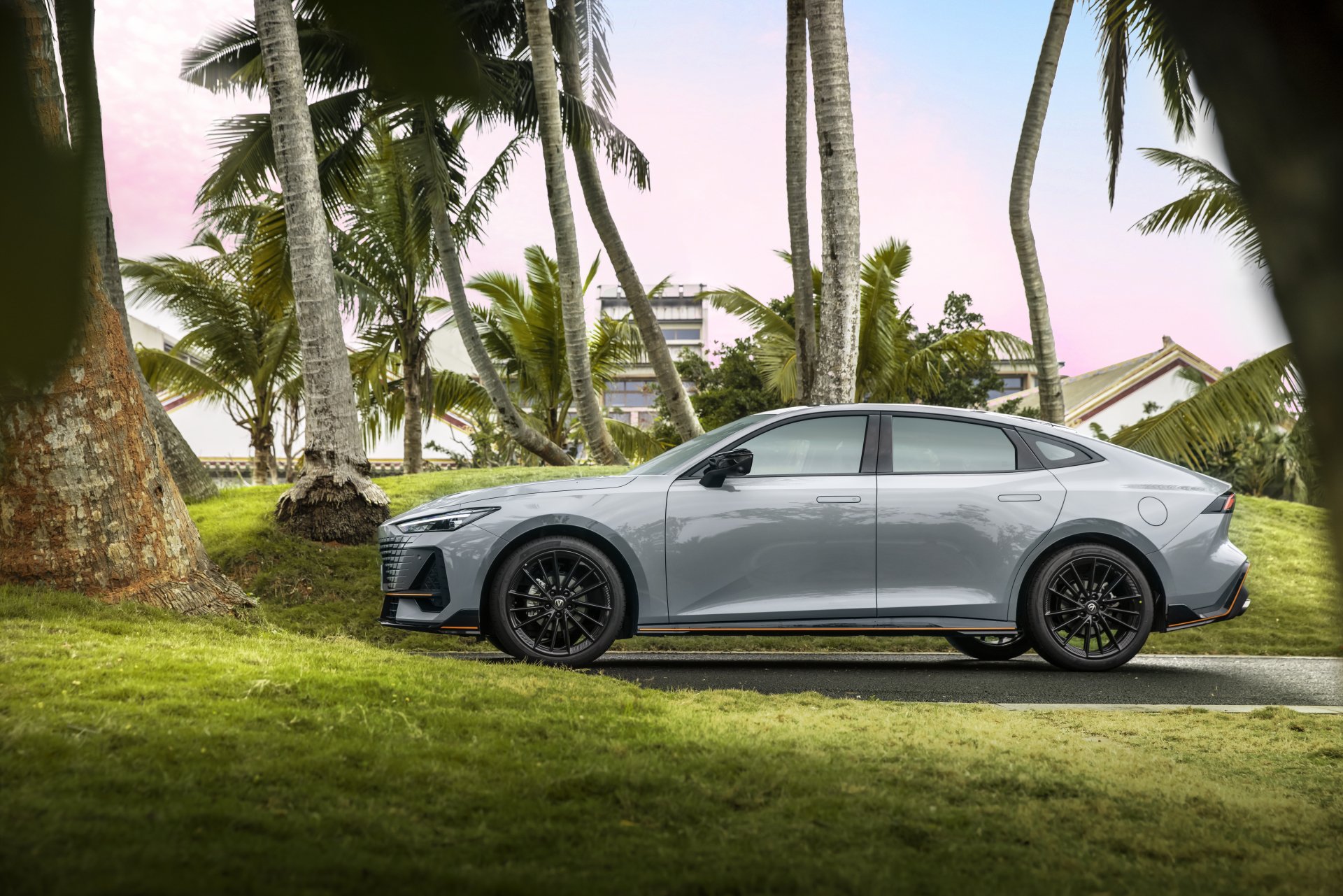 Download Vehicle Changan UNI-V 8k Ultra HD Wallpaper