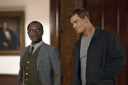 Malcolm Goodwin Alan Ritchson TV Show Reacher HD Desktop Wallpaper | Background Image