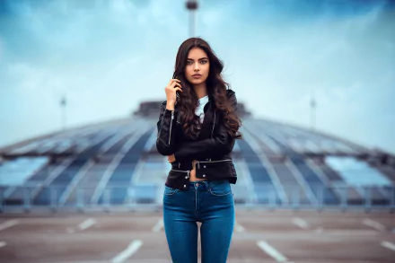 depth of field leather jacket brunette Laura Theresa woman model HD Desktop Wallpaper | Background Image