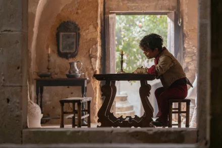 Peter Dinklage movie Cyrano HD Desktop Wallpaper | Background Image
