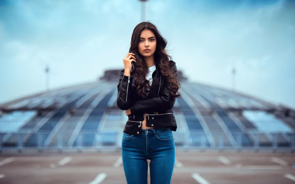 depth of field leather jacket brunette Laura Theresa woman model HD Desktop Wallpaper | Background Image