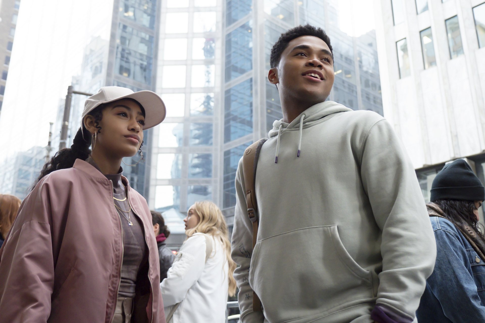 Download Lexi Underwood Chosen Jacobs Movie Sneakerella HD Wallpaper