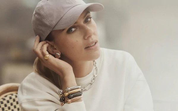 Actress Scarlett Johansson in a high-resolution 4K Ultra HD image, captured in a casual pose with a neutral background, designed as a PC desktop wallpaper.