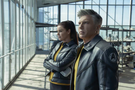 Christopher Pike Anson Mount TV Show Star Trek: Strange New Worlds HD Desktop Wallpaper | Background Image