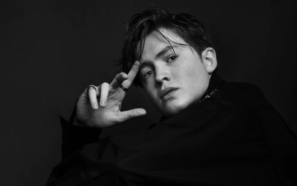 Celebrity Kit Connor HD Desktop Wallpaper | Background Image