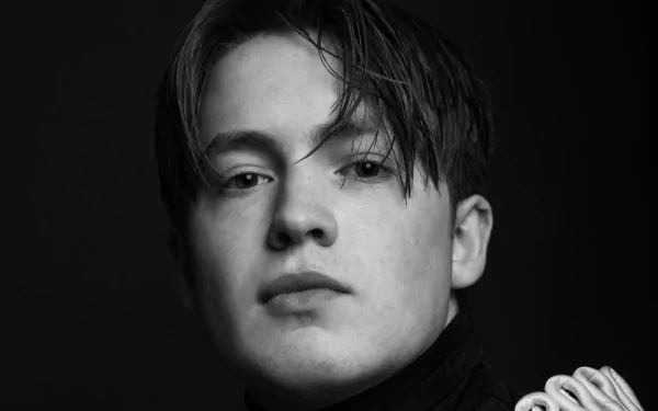 Celebrity Kit Connor HD Desktop Wallpaper | Background Image