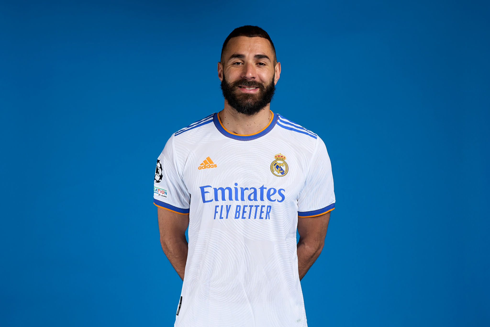 Download Real Madrid C.F. Karim Benzema Sports HD Wallpaper