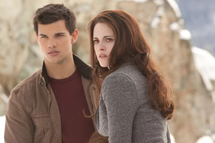 Taylor Lautner Jacob Black Kristen Stewart Bella Swan movie The Twilight Saga: Breaking Dawn - Part 2 HD Desktop Wallpaper | Background Image