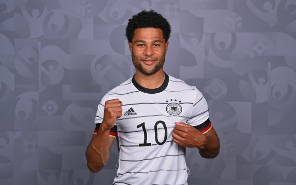 Sports Serge Gnabry Soccer Player Germany National Football Team HD Wallpaper | Background Image