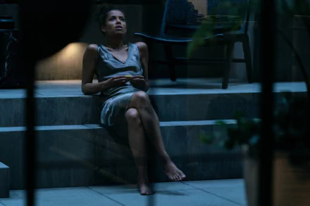 Gugu Mbatha-Raw TV Show Surface HD Desktop Wallpaper | Background Image