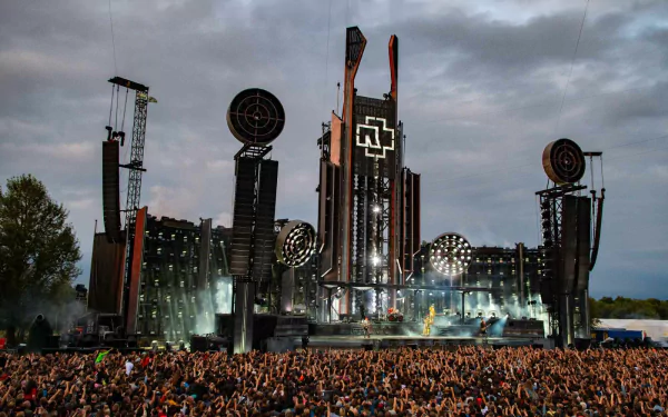  RAMMSTEIN LIVE