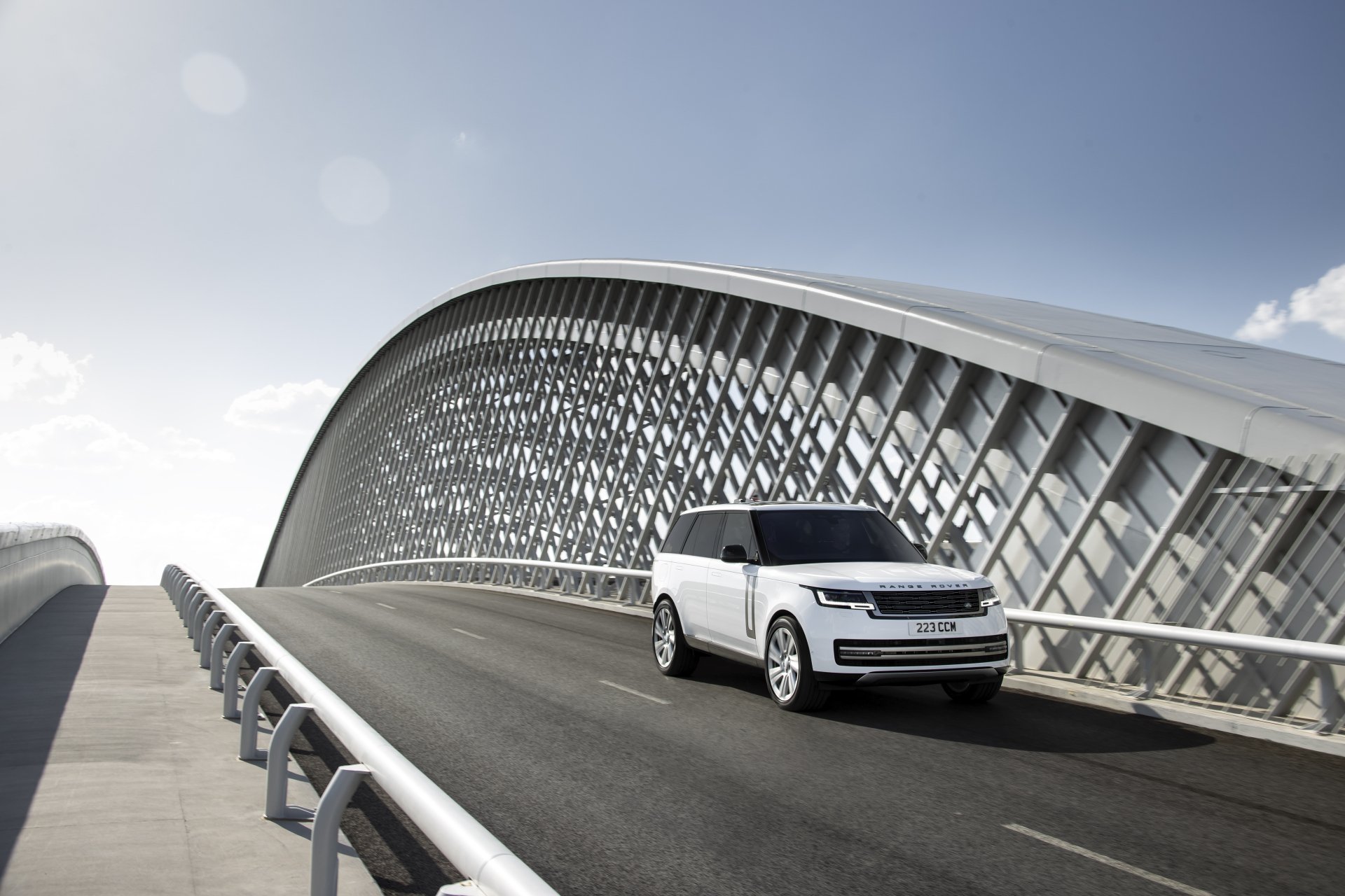 Download Vehicle Range Rover HSE 4k Ultra HD Wallpaper