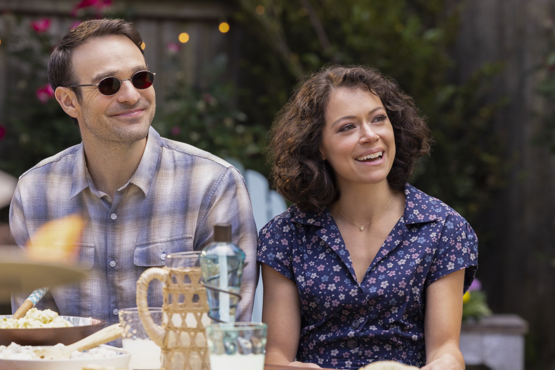 Download Jennifer Walters Matt Murdock Tatiana Maslany Charlie Cox TV Show She-Hulk: Attorney At Law HD Wallpaper