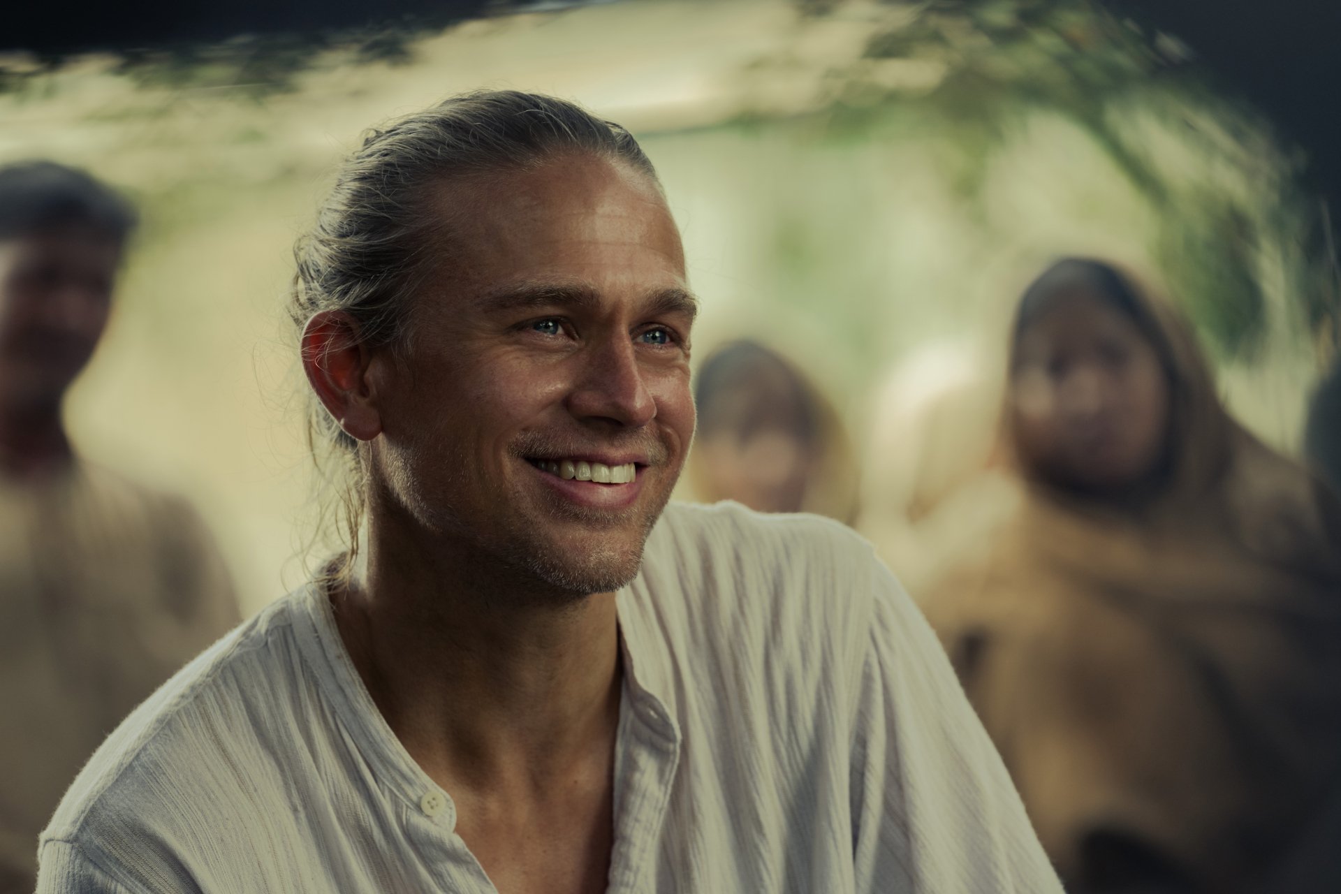 Charlie Hunnam Shantaram