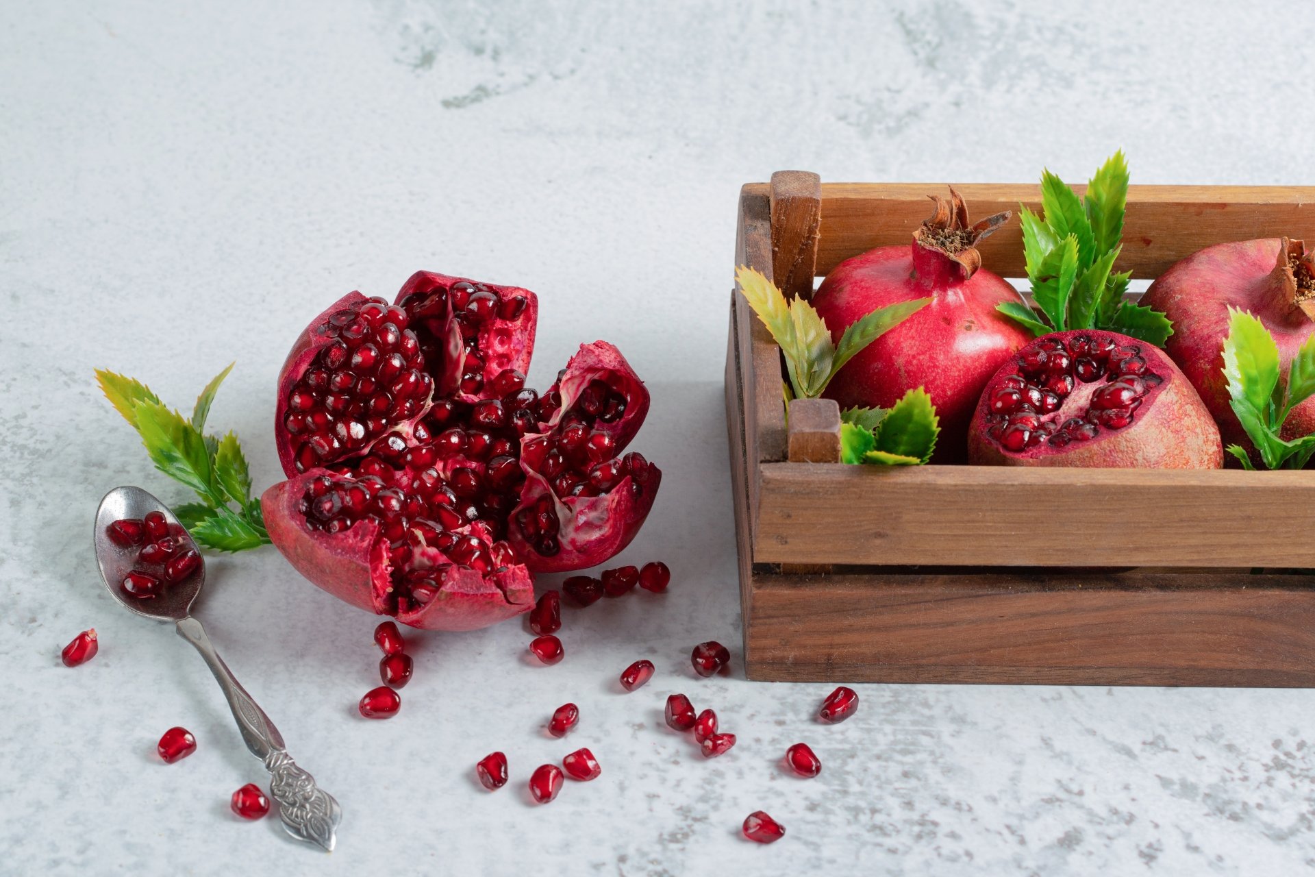 Download Food Pomegranate 4k Ultra HD Wallpaper