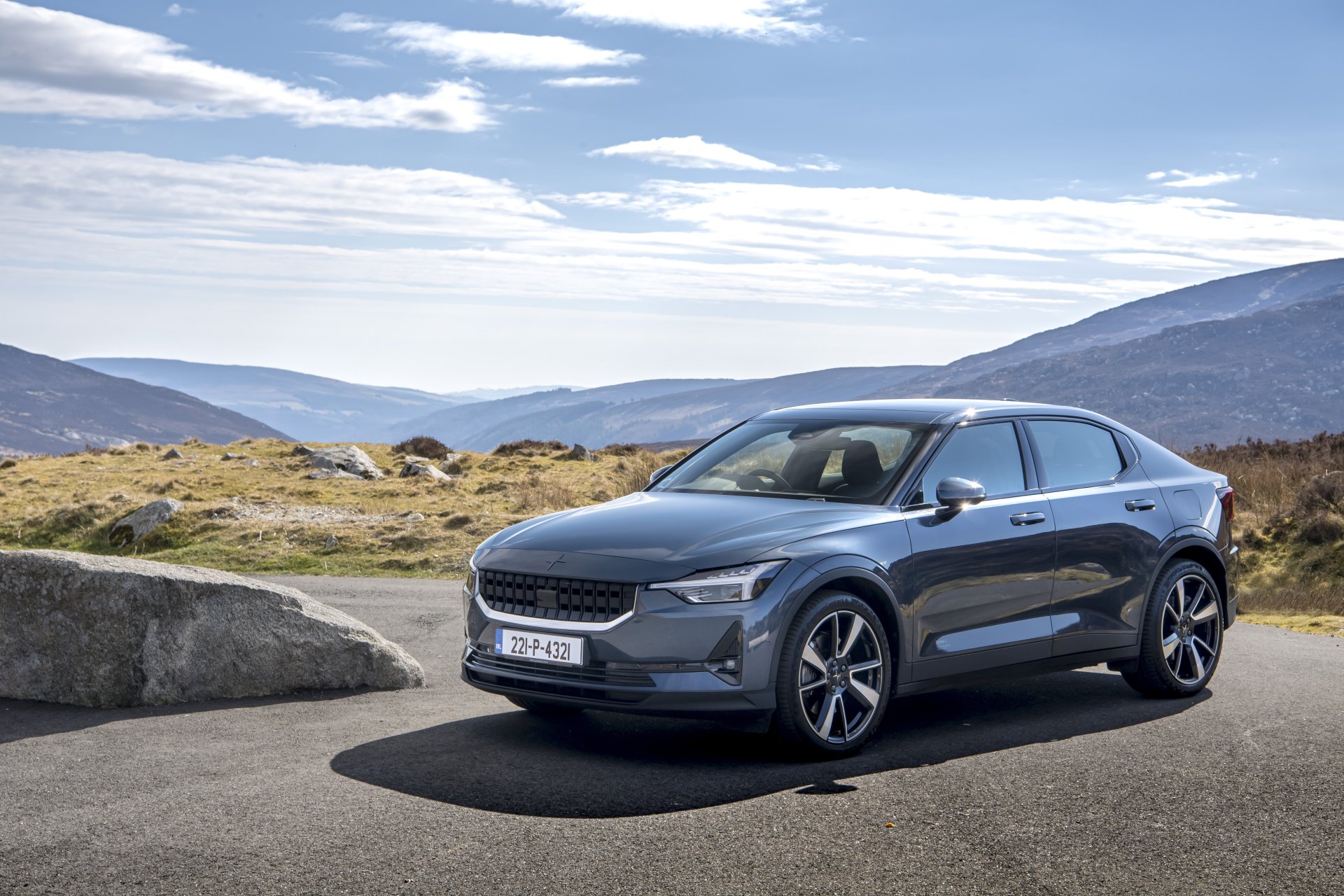 Download Vehicle Polestar 2 4k Ultra HD Wallpaper