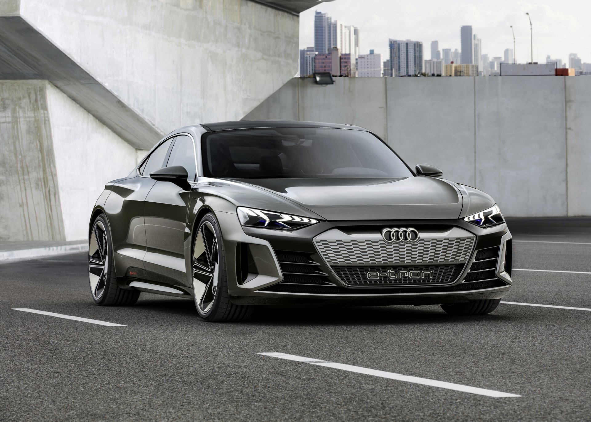 Download Vehicle Audi E-Tron GT 4k Ultra HD Wallpaper