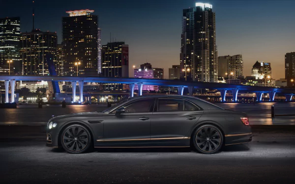  Bentley Flying Spur Hybrid &quot;The Surgeon&quot;