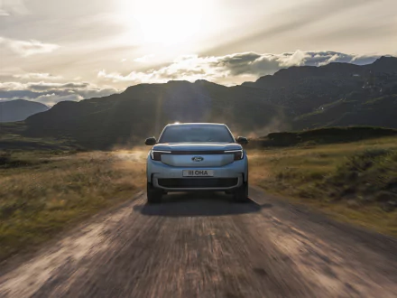 vehicle Ford Explorer HD Desktop Wallpaper | Background Image