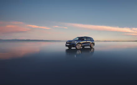 vehicle Renault Espace E-TECH HD Desktop Wallpaper | Background Image