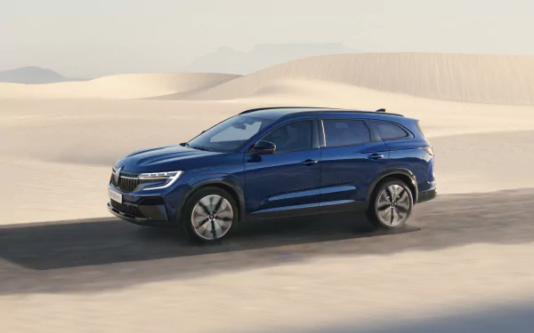 vehicle Renault Espace E-TECH HD Desktop Wallpaper | Background Image