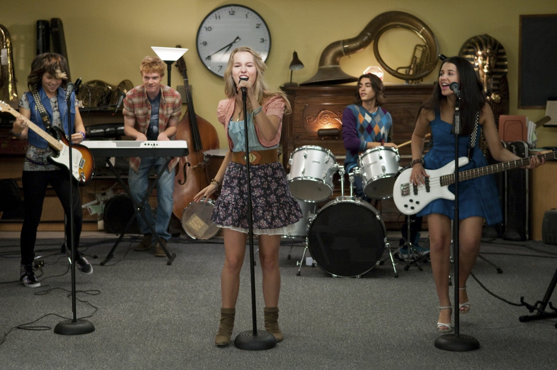 Download Bridgit Mendler Movie Lemonade Mouth HD Wallpaper