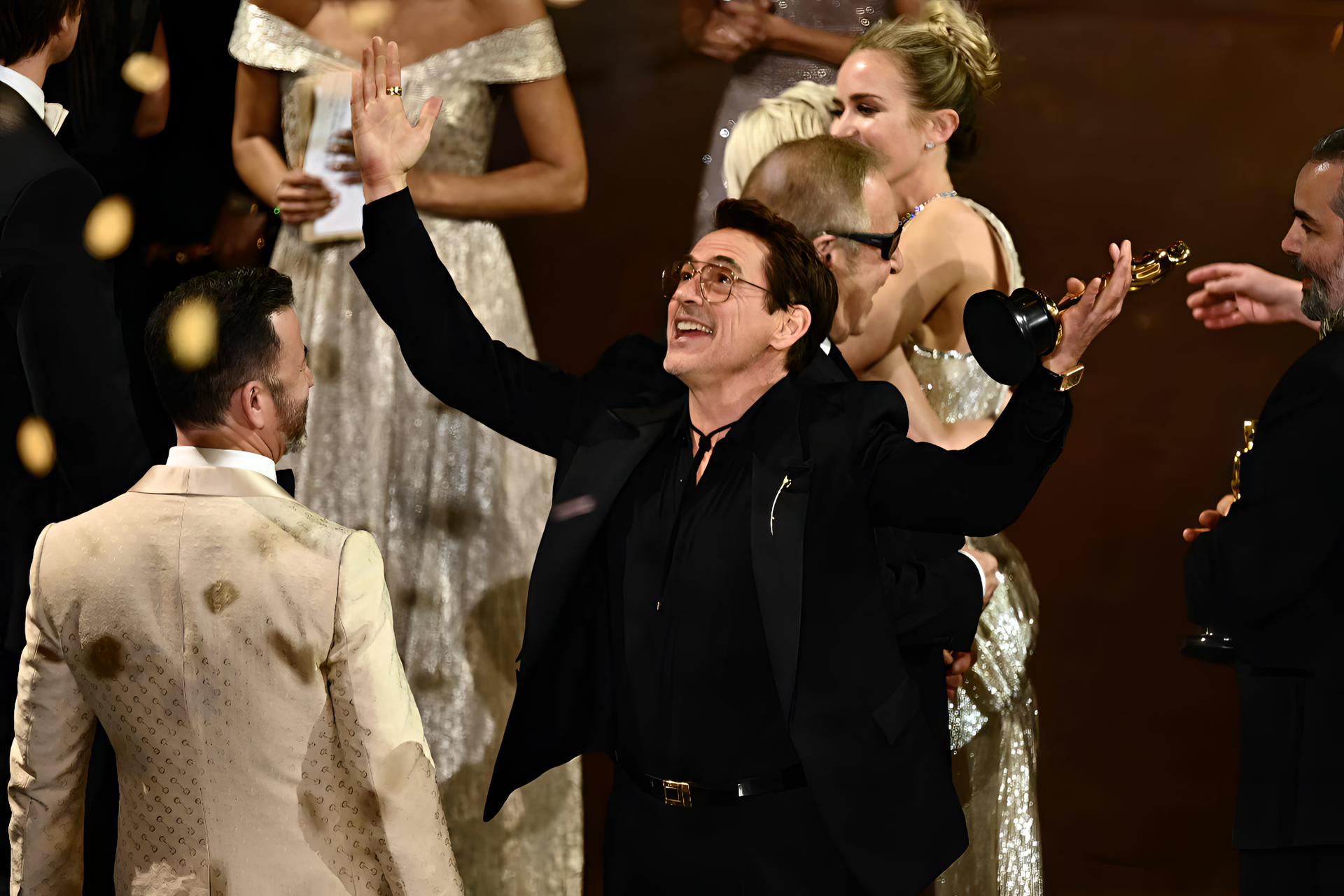 HD desktop wallpaper of a joyful moment at the Academy Awards with a celebratory atmosphere suitable as a background.