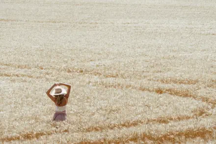 field woman HD Desktop Wallpaper | Background Image