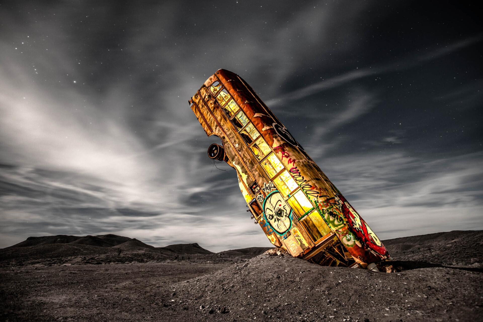 Download Bus HD Wallpaper